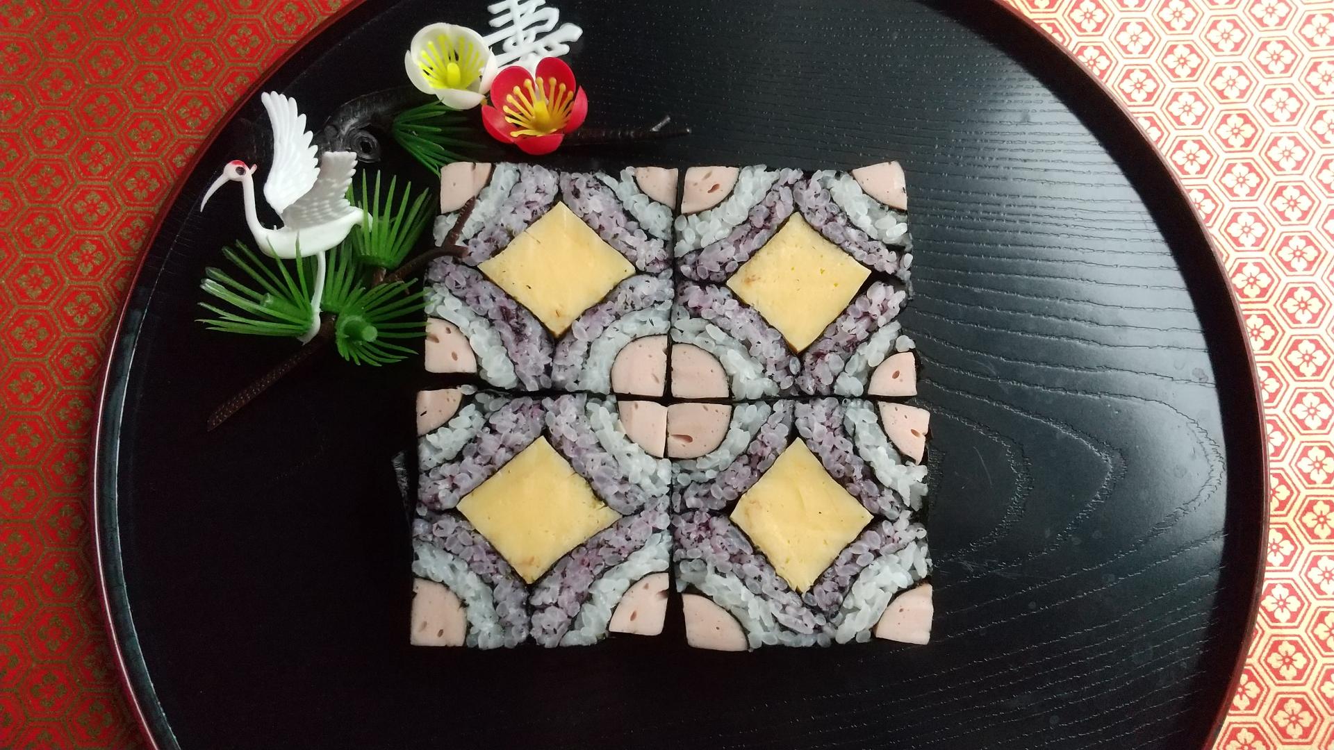 【12/1(月)1日講習会】新年をデコ巻きずしでお祝いしよう~干支の午と四海巻き~ 001