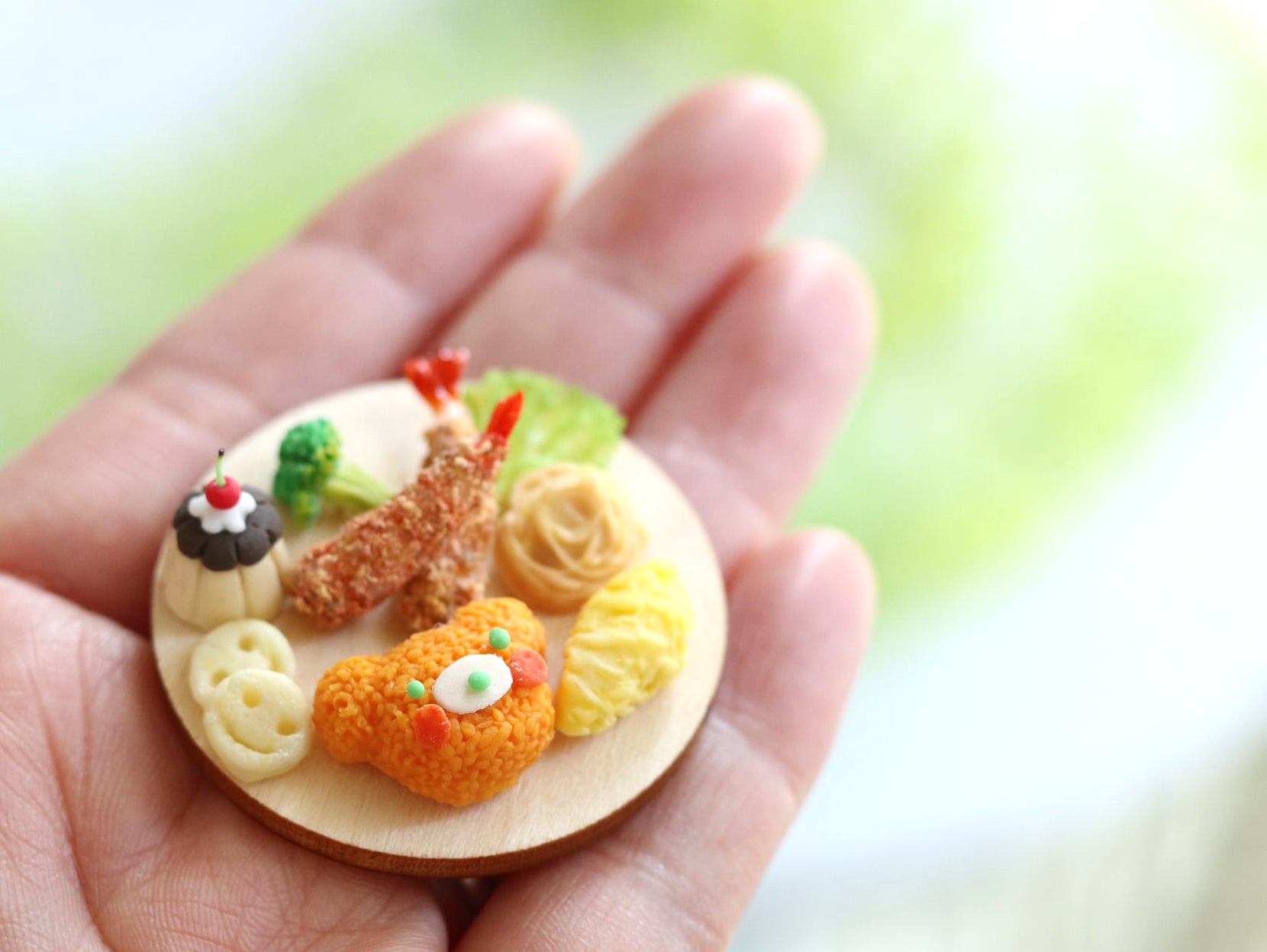 粘土で作る！ミニチュアフードお子様ランチキーホルダー１日講習会【１２月１８日（木）】