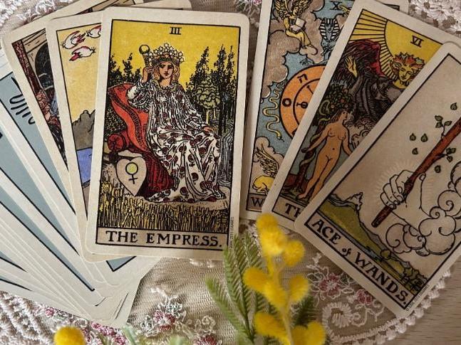 初めてのウエイト版タロット