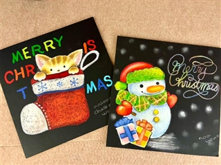 【１１／１９（木）・１１／２８（土）１日講習会】チョークアートで「クリスマスのウェルカムボード」を描いてみよう！
